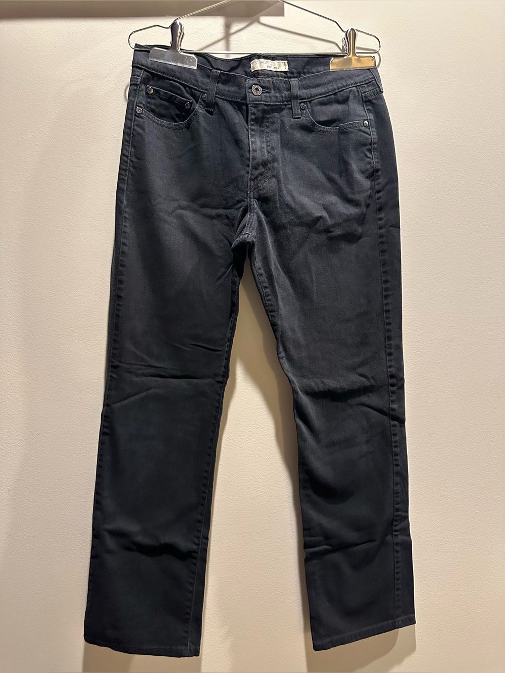 Levi's Straight Leg 505 Jeans in Black